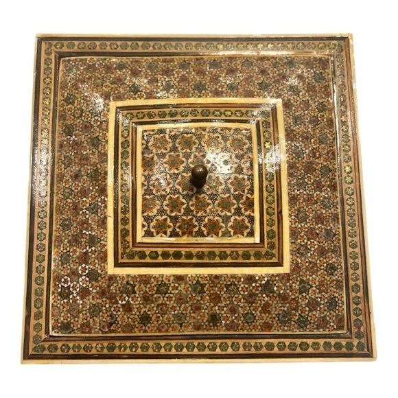 Vintage Intricate Micro Mosaic Lidded Box Velvet Lining Inlaid Marquetry - Picture 3 of 6